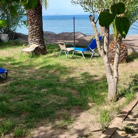 Aristidis Apartm. 2 * Kávos