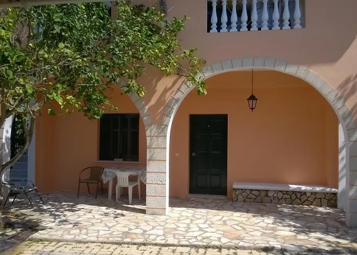 Aristidis Apartm. 2 *