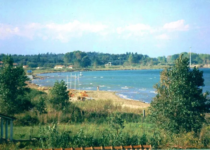 度假居 Aristidis Apartm. 2 *