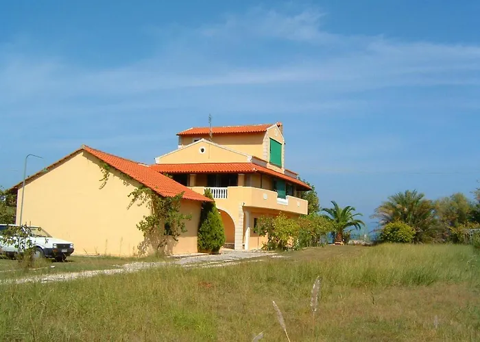 Aristidis Apartm. 2 度假居 *